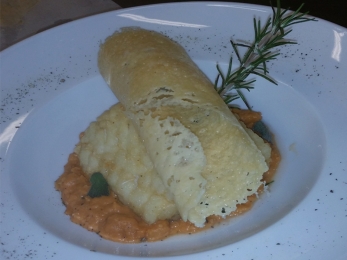 Baccalà fritto su salsa di ceci rosmarino e cialda croccante - Toscana in Cucina